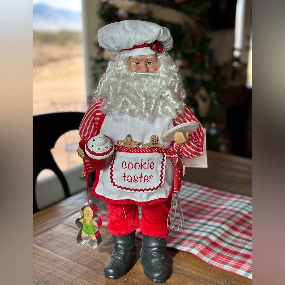 Santa Clause “Cookie taster Santa” Christmas decor.
